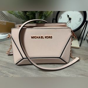 Michael Kors Crossbody